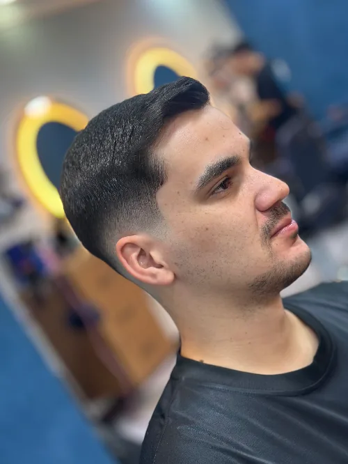Social com risco — trabalho feito na Team Brothers Barbearia